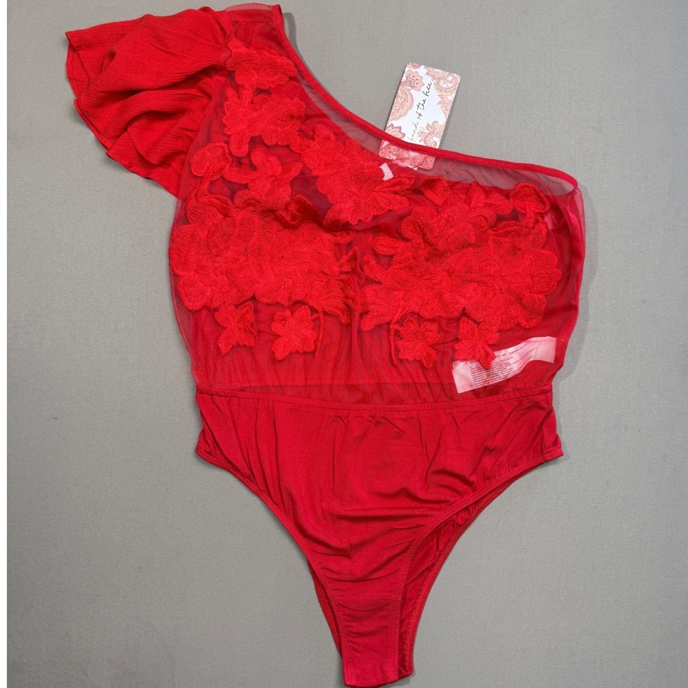 Band of the Free Red Floral Embroidered One Shoulder Bodysuit Medium NWT‎